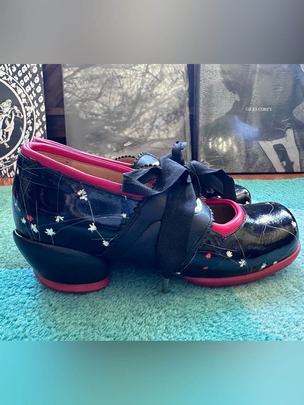 Fluevog EXCELLENT Choice Adele black patent floral MJ w/ heart heels-8 (fit 7.5) - Picture 2 of 16